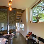 Gerestaureerde Hoeve Met Zicht Casa de Férias *