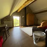 Gerestaureerde Hoeve Met Zicht Casa de Férias *