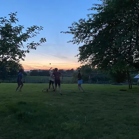 Gerestaureerde Hoeve Met Zicht Hébergement de vacances Durbuy