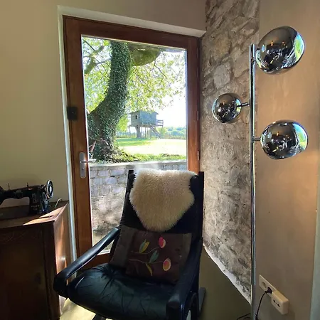 別荘 Gerestaureerde Hoeve Met Zicht デュルビュイ